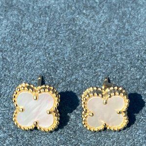 New Pearl Clover Leaf Stud Earrings/Earstuds 22KGP
